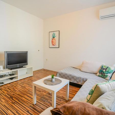Apartment Guest House Leo Zára Kültér fotó